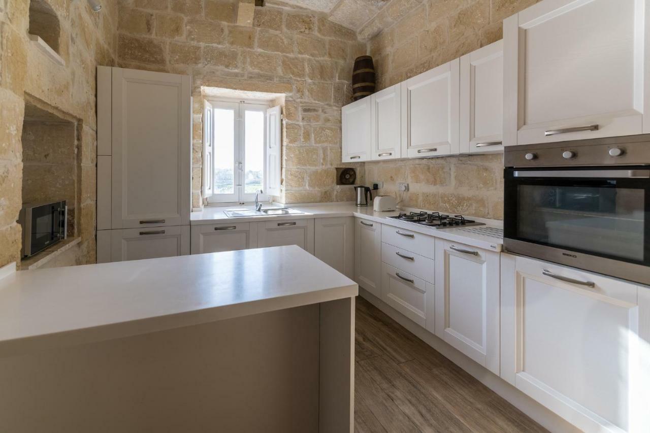 Għarb Zeppi'S Luxury Holiday Farmhouse With Private Pool מראה חיצוני תמונה