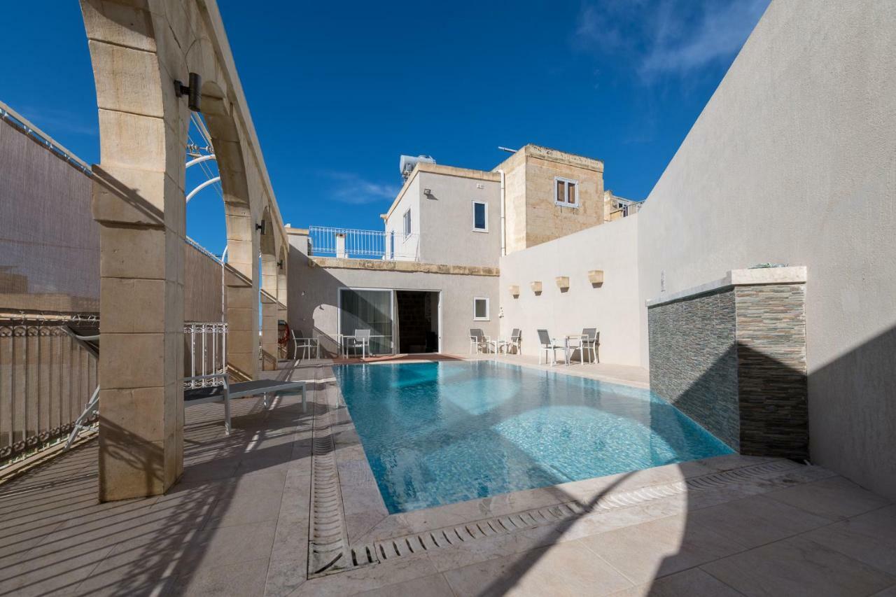 Għarb Zeppi'S Luxury Holiday Farmhouse With Private Pool מראה חיצוני תמונה