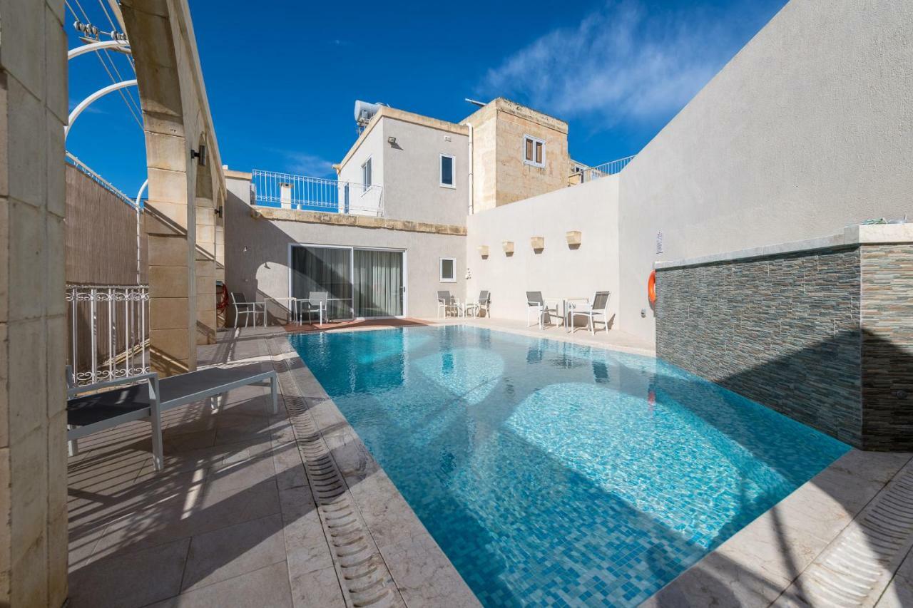 Għarb Zeppi'S Luxury Holiday Farmhouse With Private Pool מראה חיצוני תמונה